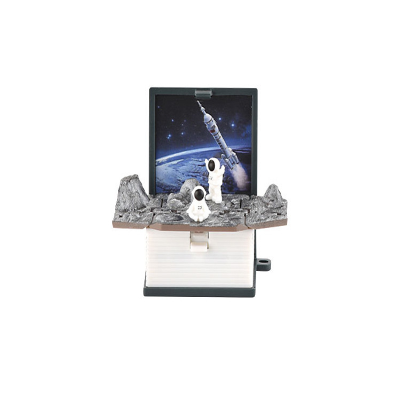 "3D Pop-Up avaimenperä lapsille, dinosaurus ja astronautti teema, värikäs ja kompakti avaimenperä ABS-muovia."