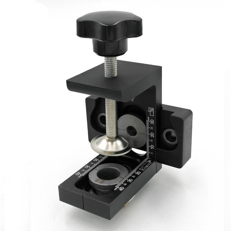 "3-in-1 säädettävä puuntyöstötyökalusarja, tyylikäs alumiinijigi ja helposti kiinnittyvä poraohjain DIY-projekteihin."