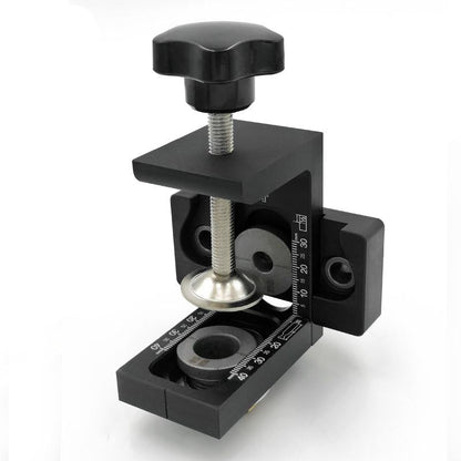 "3-in-1 säädettävä puuntyöstötyökalusarja, tyylikäs alumiinijigi ja helposti kiinnittyvä poraohjain DIY-projekteihin."