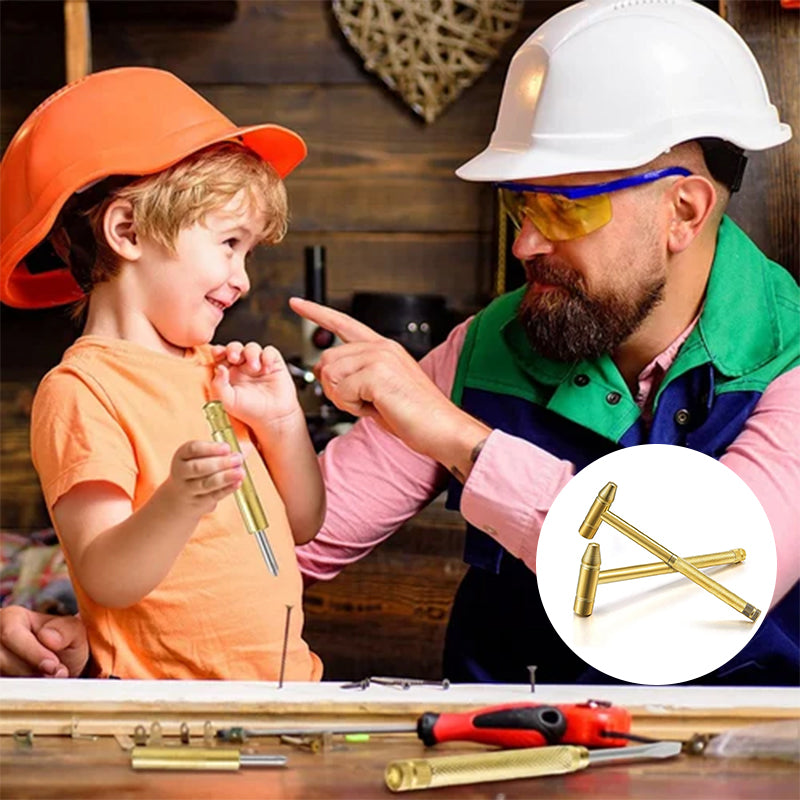 "6-in-1 monitoiminen kuparivasara, kultainen viimeistely, kompakti työkalun kuva, täydellinen käsityöläisille."