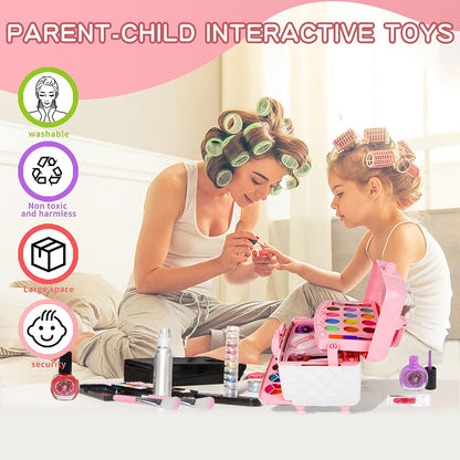 Myrkkyvapaa, pestävä lasten meikkipakkaus, vaaleanpunaisia ja pastellisia sävyjä, kantokahvalla varustettu kotelo.