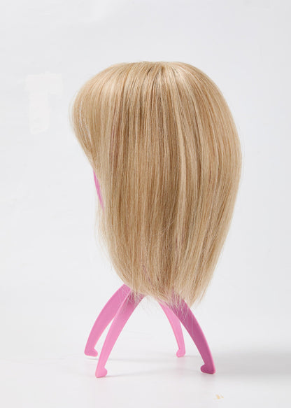 "Naisten luonnolliset hiuspeitteet, korkealaatuinen lämpökuitu, saumattomasti sulautuva, realistinen hiusratkaisu."