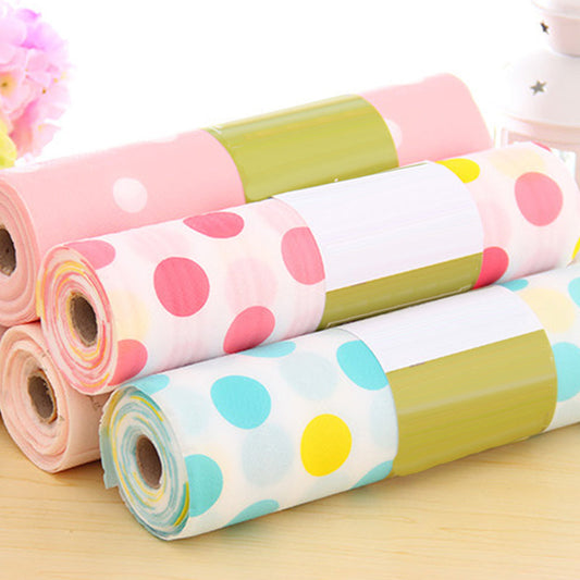 "Visuaalisesti vaikuttava kosteussuoja- ja liukuestelevy keittiöön, kestää kosteuden ja öljytahrat, monipuoliset käyttömahdol